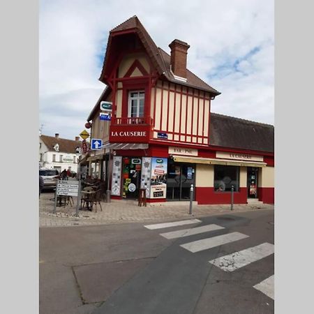 la causerie Courseulles-sur-Mer Exterior foto